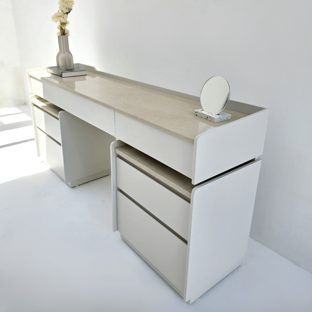 Dressing table