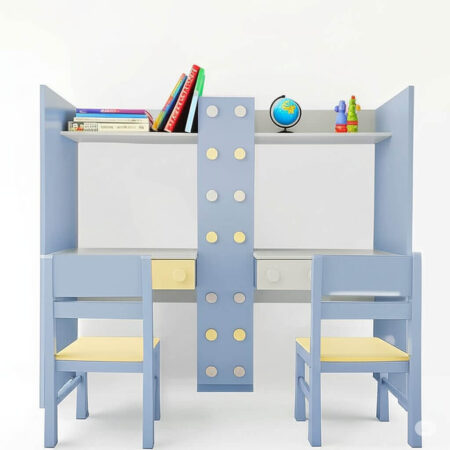 Ollie-Desk-1