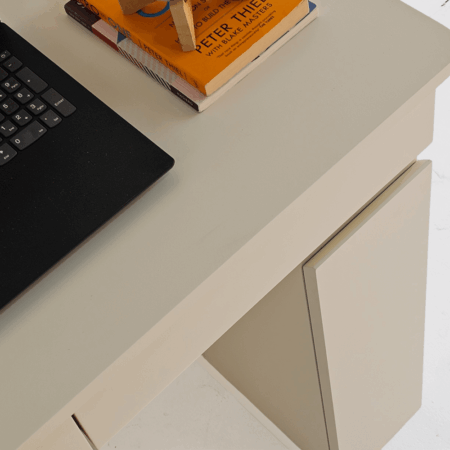 Workdesk1-1000x1000