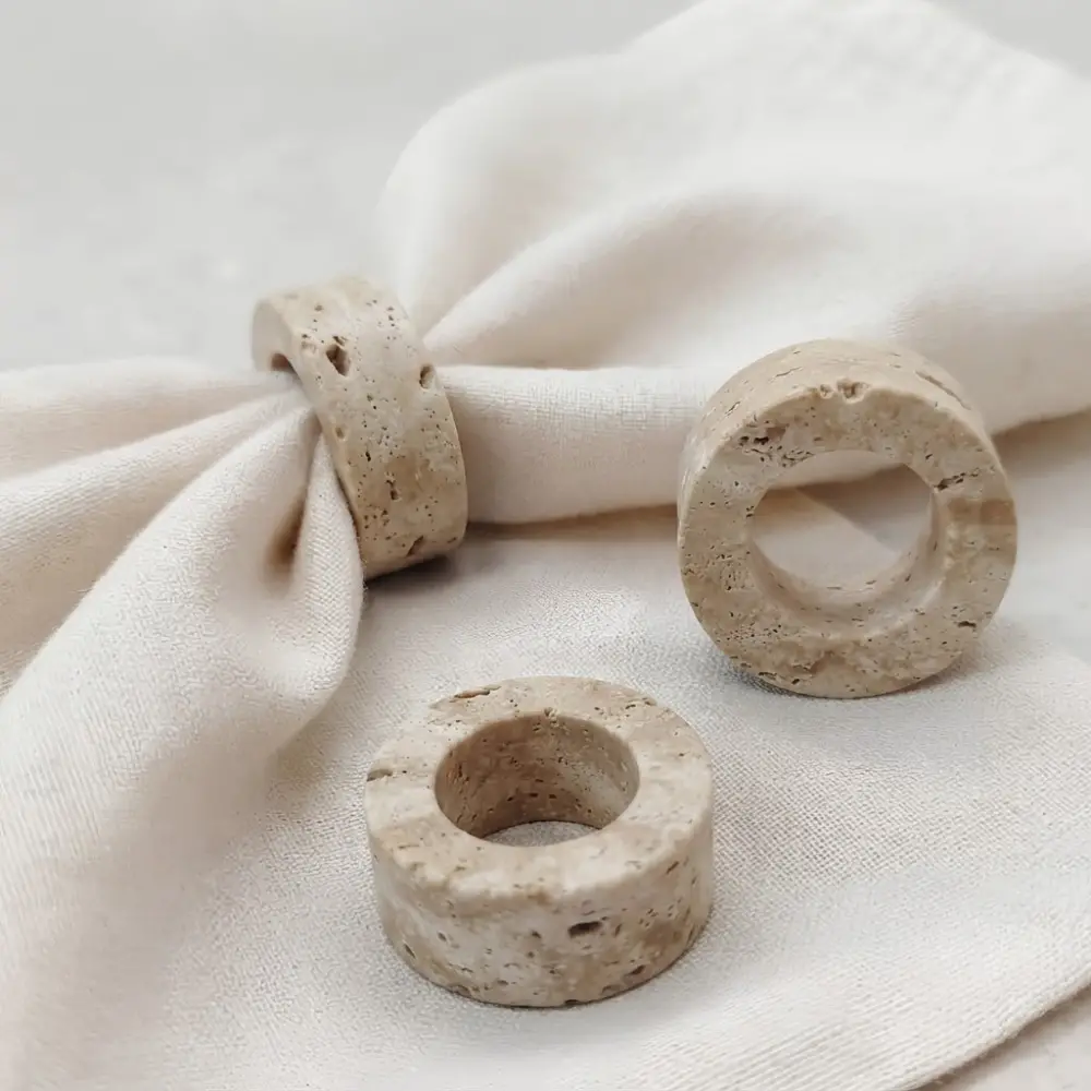 Marble Rings in travertine (2)